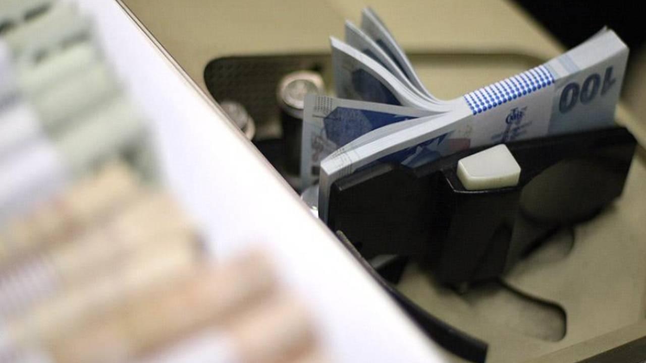 Выход со счетов ККМ продолжается