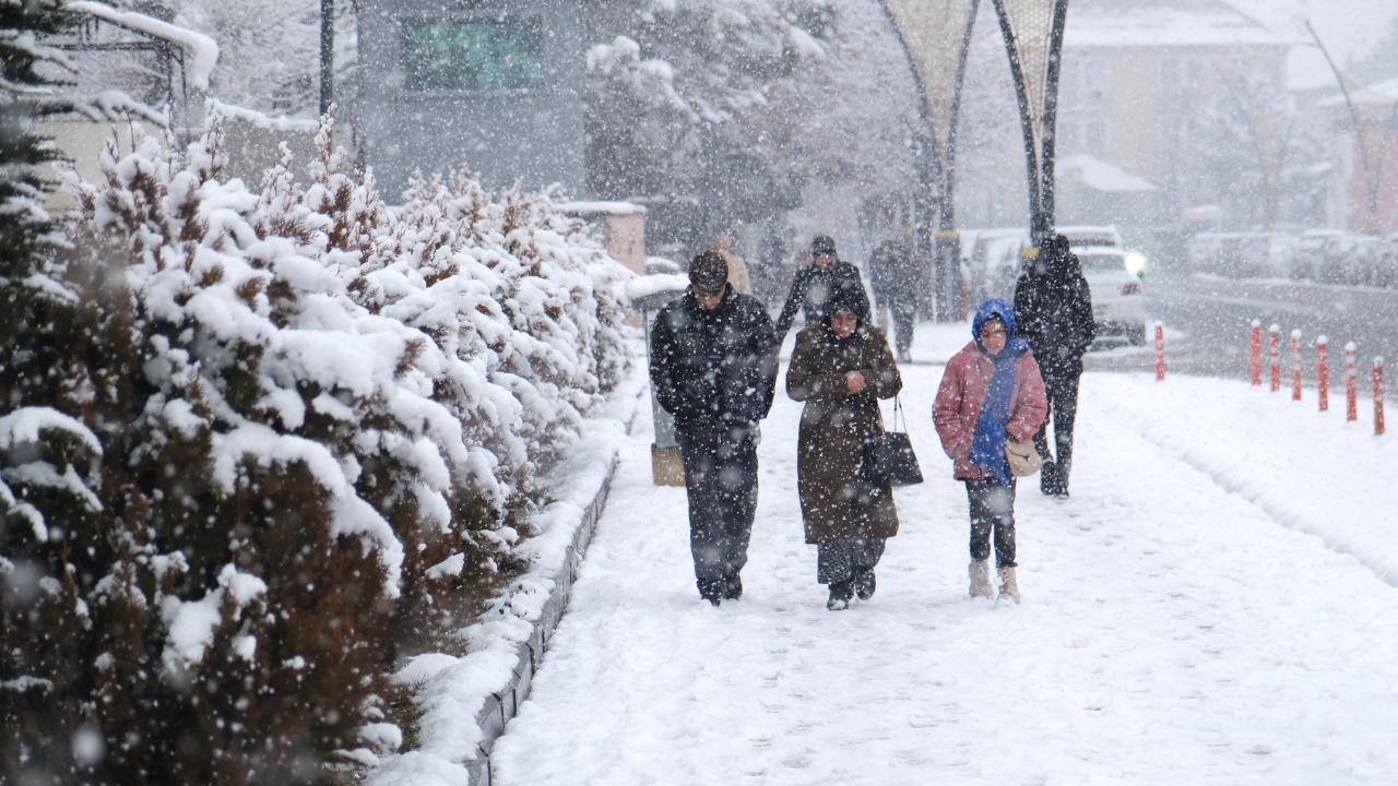 Alerta de forte queda de neve para a região oriental do Mar Negro