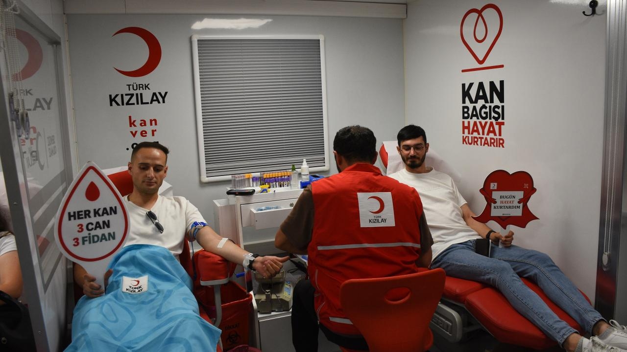 Der einfachste Weg, ein Leben zu retten: Blut spenden.