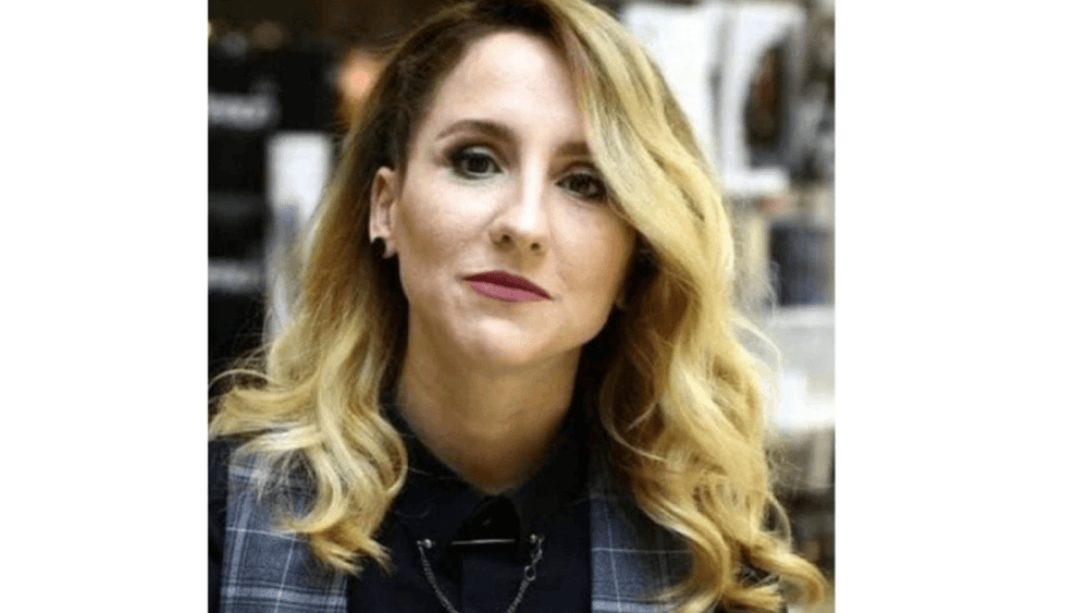 Nuovo libro dell'autrice di İnegöl Hatice Uslu: "Prendi questa mia solitudine"