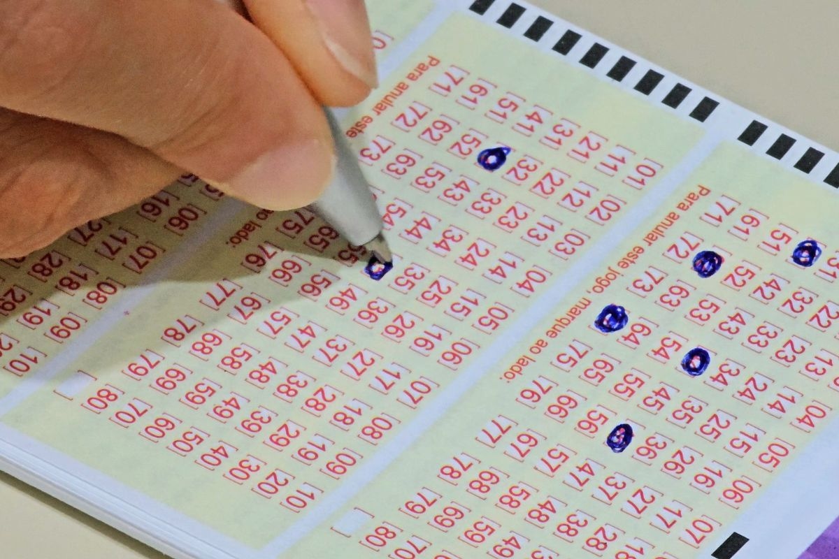Confira os 5 signos que estão com sorte e podem apostar na loteria