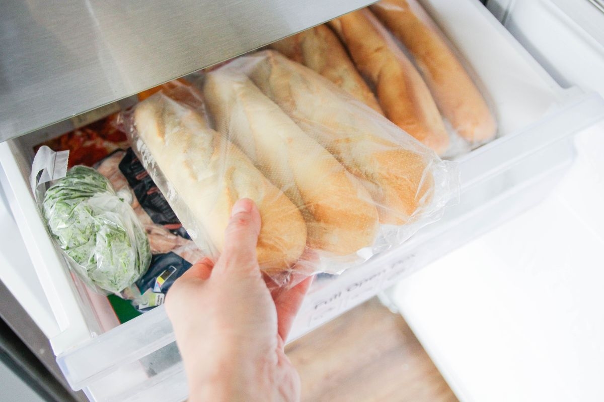 Discover how to keep bread fresh longer with baker's tips