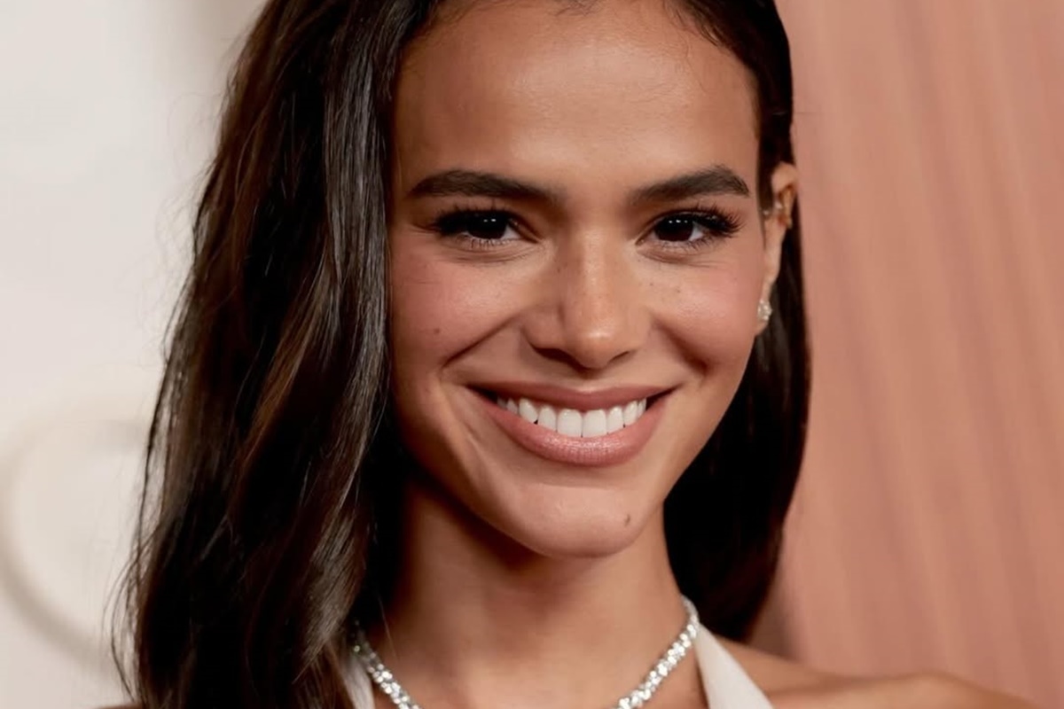Decoração chic: veja fotos do festão de 30 anos de Bruna Marquezine