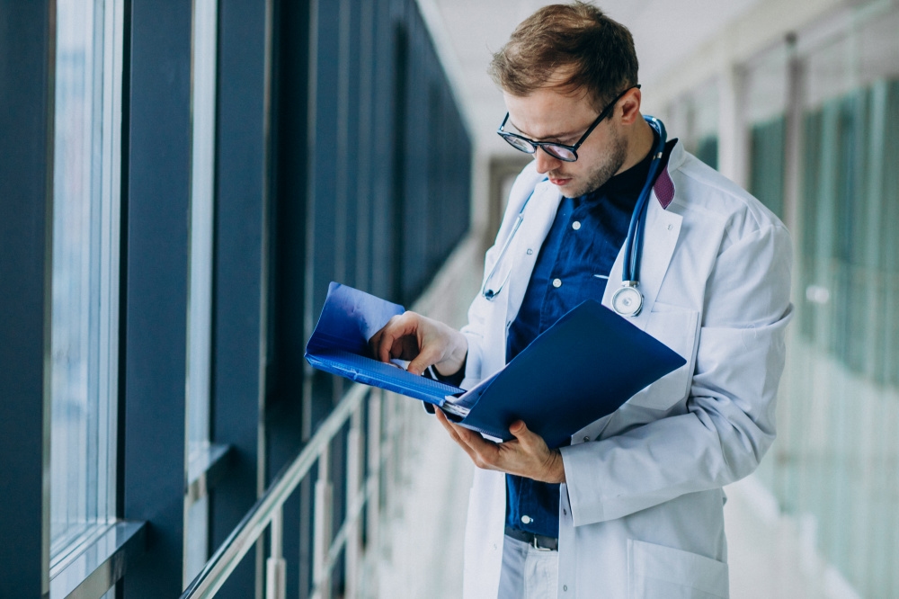 Il Consiglio per i diritti umani ha messo in dubbio la necessità di distribuire personale medico finanziato dal bilancio