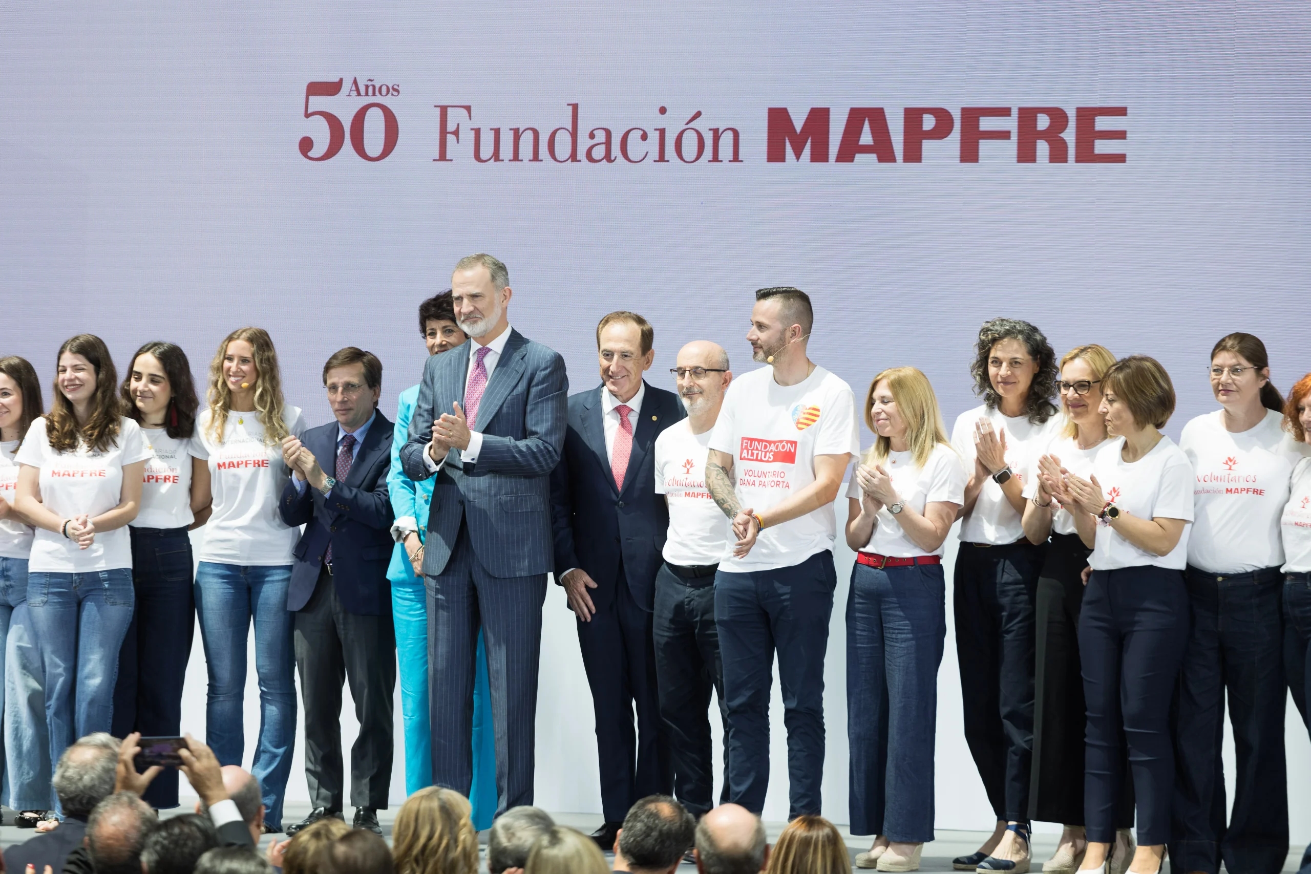 El Rey, «Voluntario de Honor» en el 50 aniversario de Fundación MAPFRE