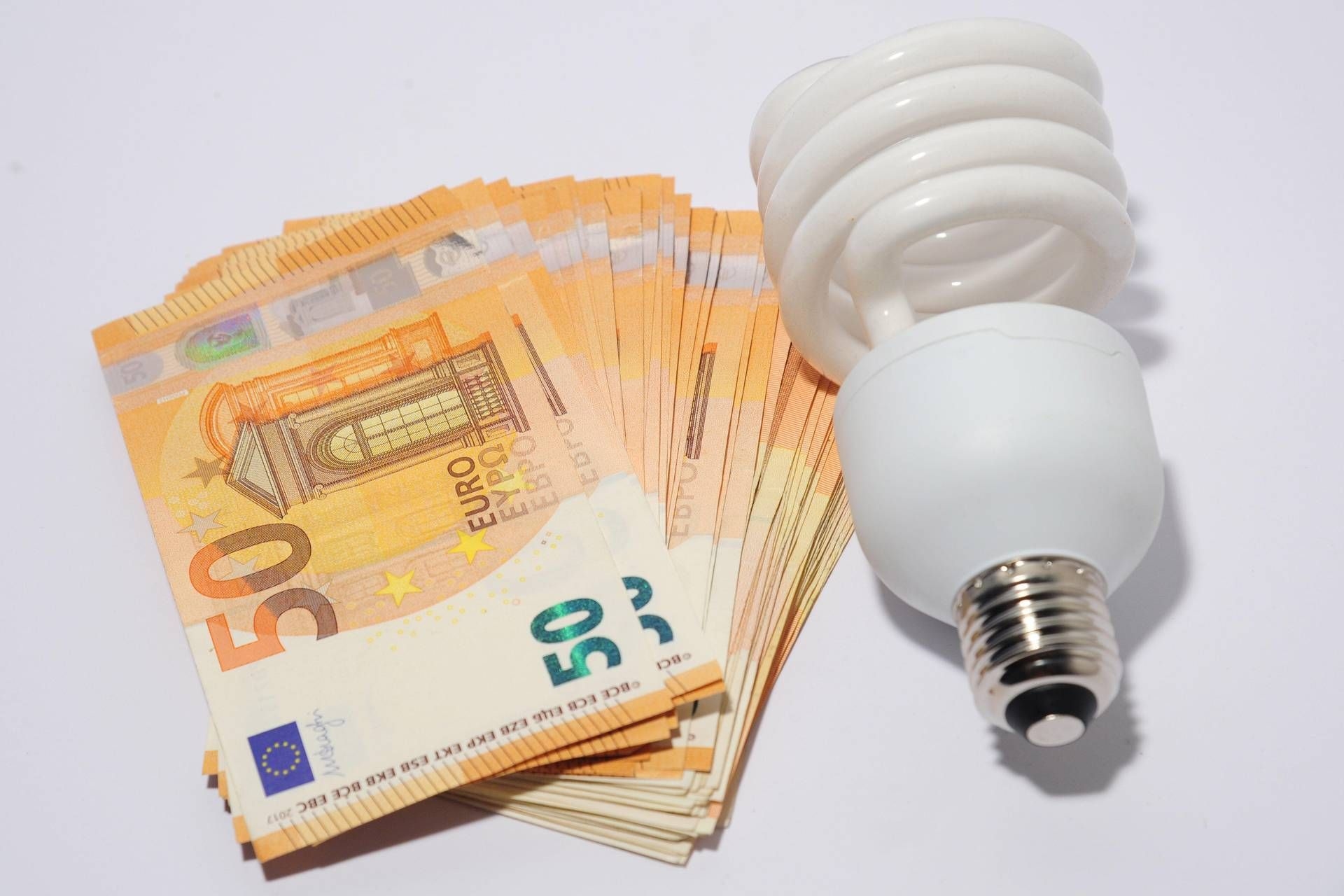 Electricity and gas bill, from July 1st 'energy receipt' arrives