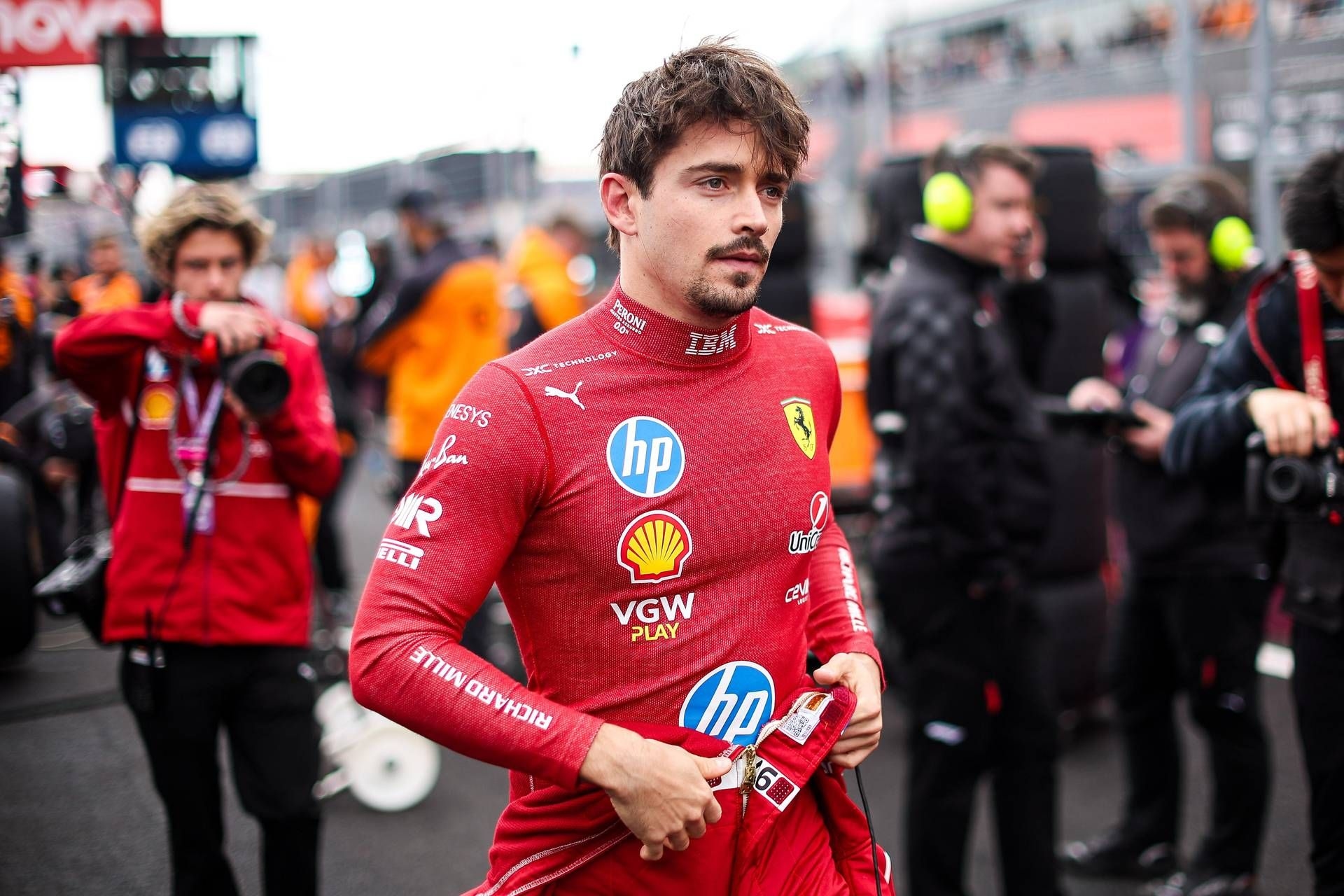 Leclerc'in Ferrari'ye mesajı: "Öğrenmek güzel ama kazanmak istiyorum."