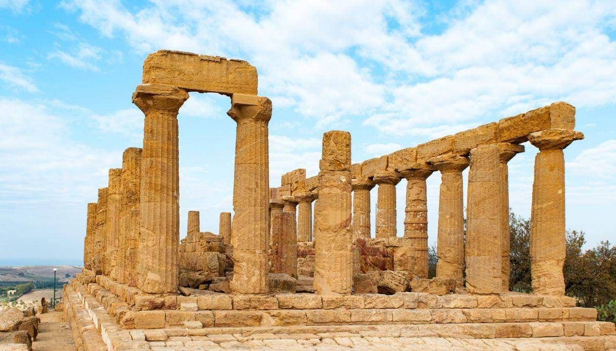 Premio letterario Mandrarossa '25 annuncia finalisti, cerimonia di premiazione il 28 giugno ad Agrigento