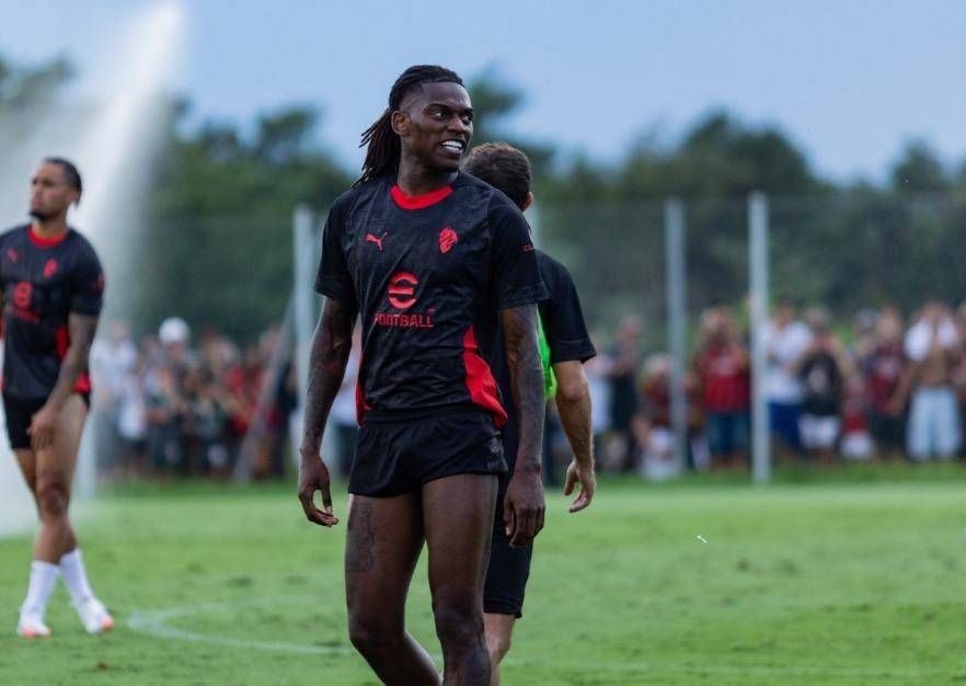 Liverpool - AC Milan, Rossoneri'nin Hong Kong'daki hazırlık maçı - Canlı yayın.