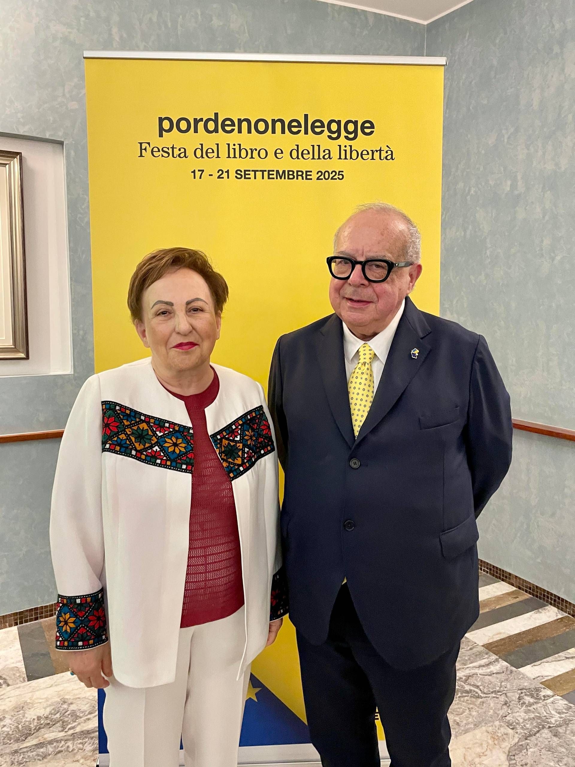 Prêmio Nobel Shirin Ebadi: 'O regime do Irã é mais fraco, mas mais feroz.'