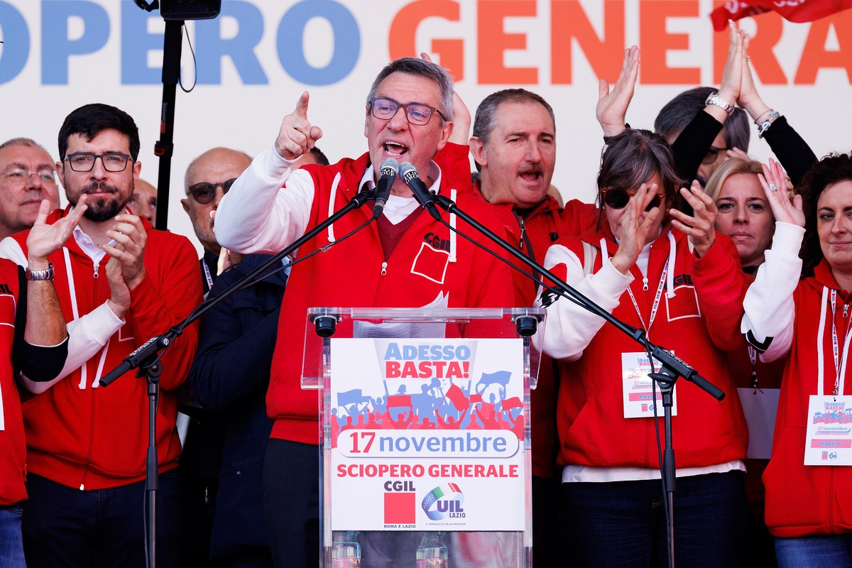 Referendum, sindacati in cerca di visibilità politica: l'appuntamento dell'8 e 9 giugno sarà un test "elettorale" per la CGIL di Landini