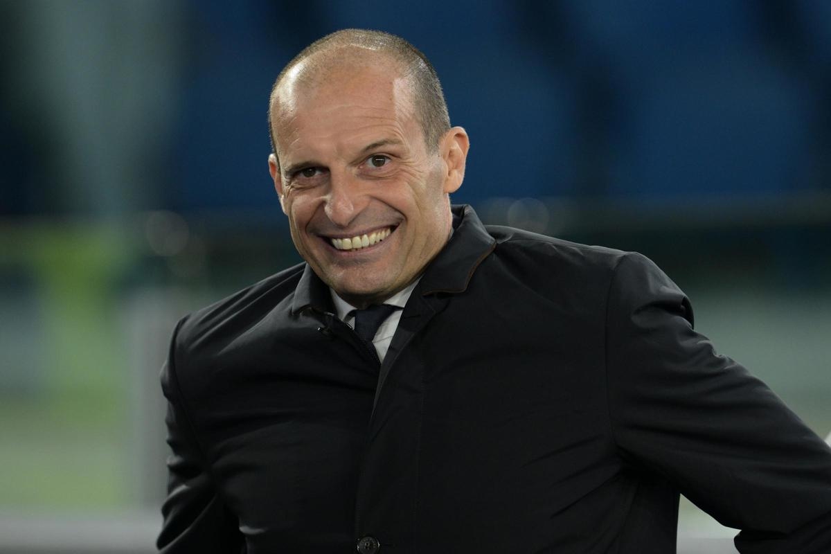 AC Milan taraftarları Liverpool karşısında aldıkları galibiyetin ardından şanslarına inanıyor: "Allegri kazanır, bu yıl Scudetto'yu kazanacağız."