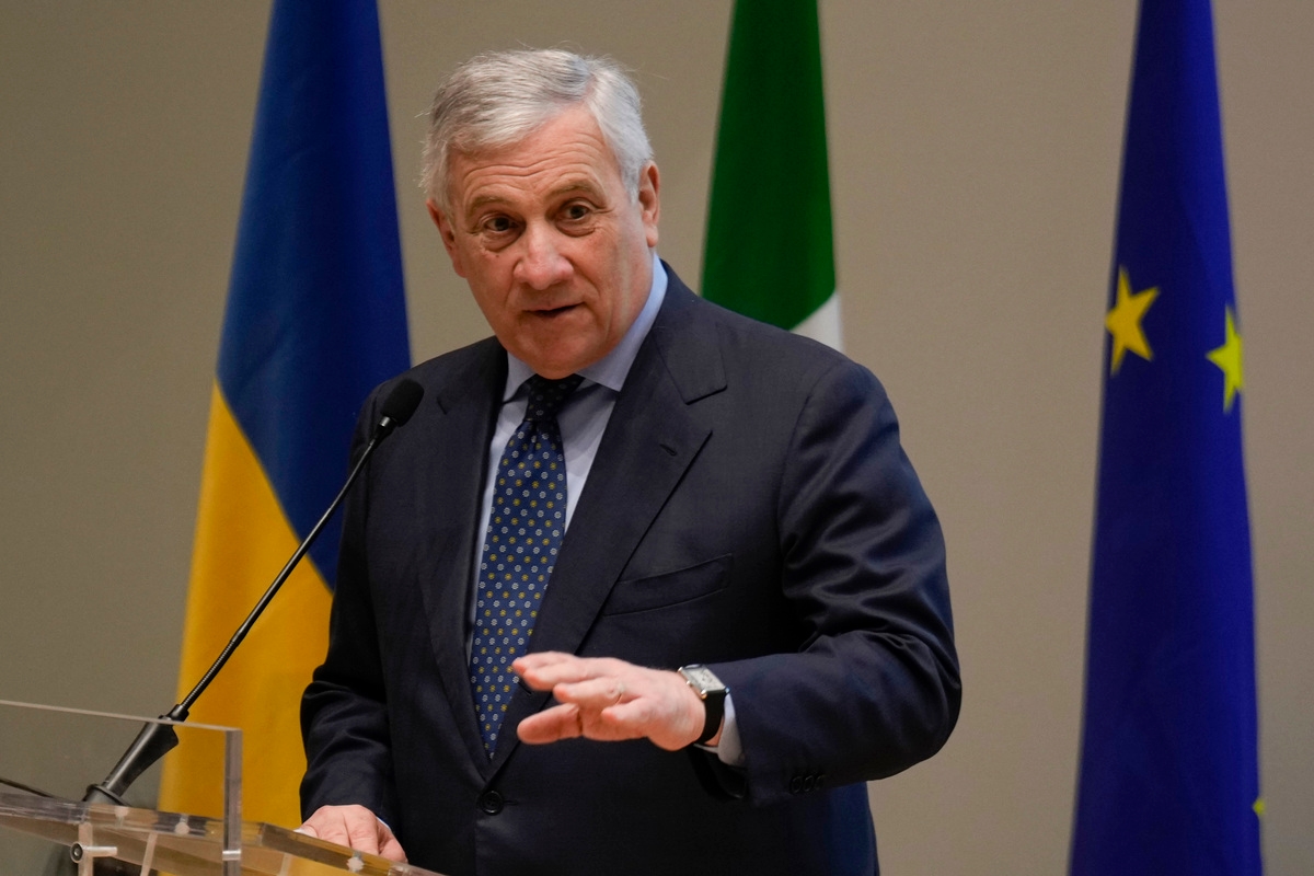 Defensa, Tajani: "Listos para anunciar el logro del 2%. Sabemos que la OTAN pedirá más, haremos lo que podamos".