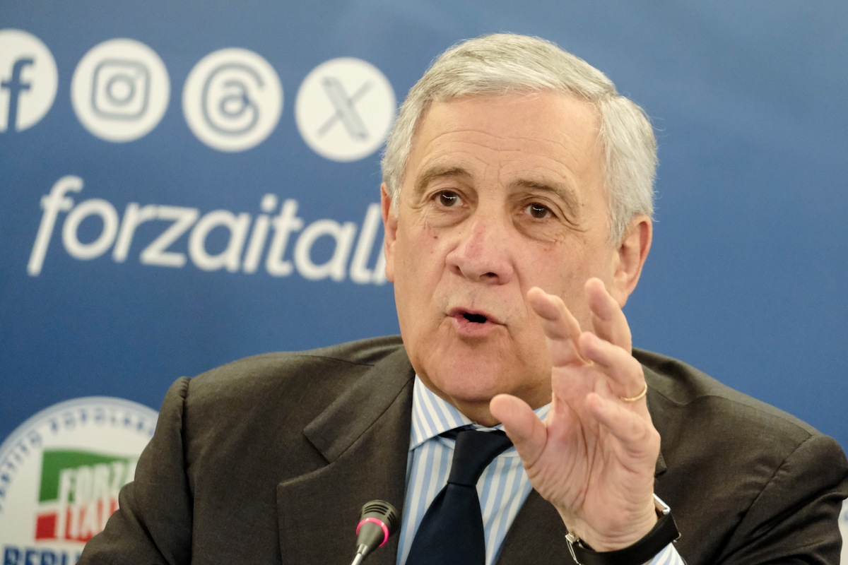 Ukraine/Salvini kritisiert Macron, Tajani bricht sein Schweigen: „Die Macht der Ideen triumphiert immer über die Gewalt der Worte.“