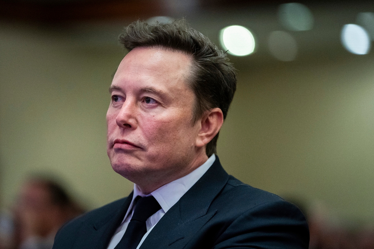 Elon Musk perd sa touche magique, X s'enfuit, les immatriculations de Tesla chutent Les chiffres parlent d'eux-mêmes