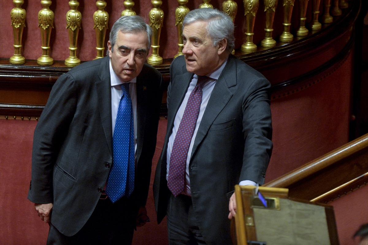 Tarifeler, Gasparri: "Trump, çok az vergi ödeyen süper zenginleri savunuyor. Web devleri adil bir vergi payı ödemeli."
