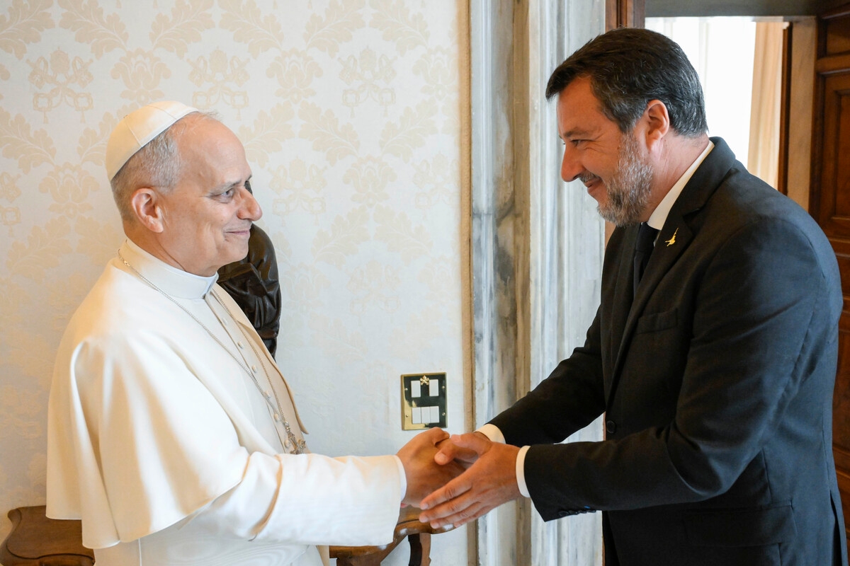 Papst Leo XIV. empfängt Matteo Salvini im Vatikan: Der stellvertretende Ministerpräsident wird von seiner Tochter Mirta | begleitet FOTO