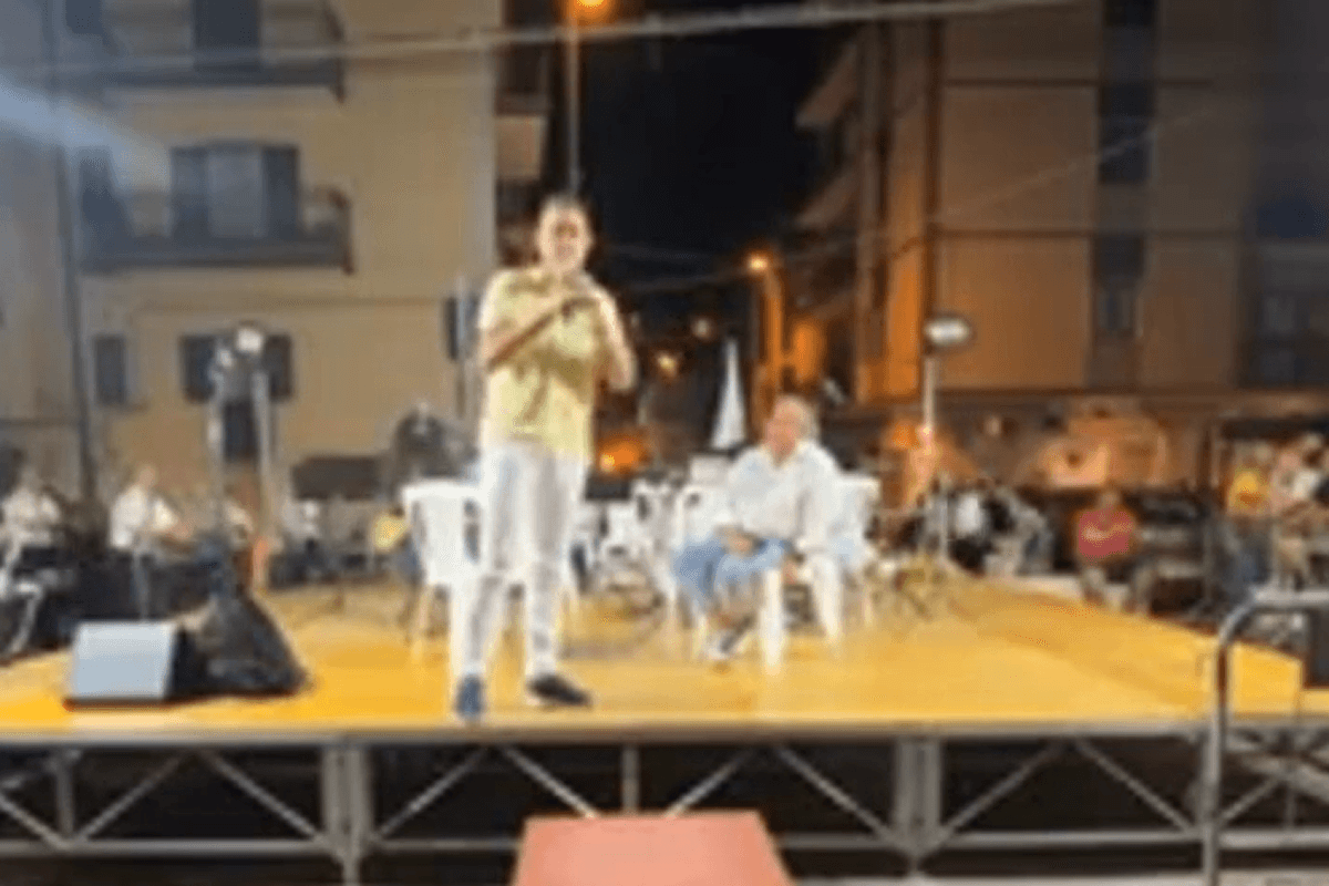 Vannacci açıkça şunu söylüyor: "Yeniden silahlanacağız, ama sonra savaşta kim savaşacak? Gay Pride'dakiler mi?"