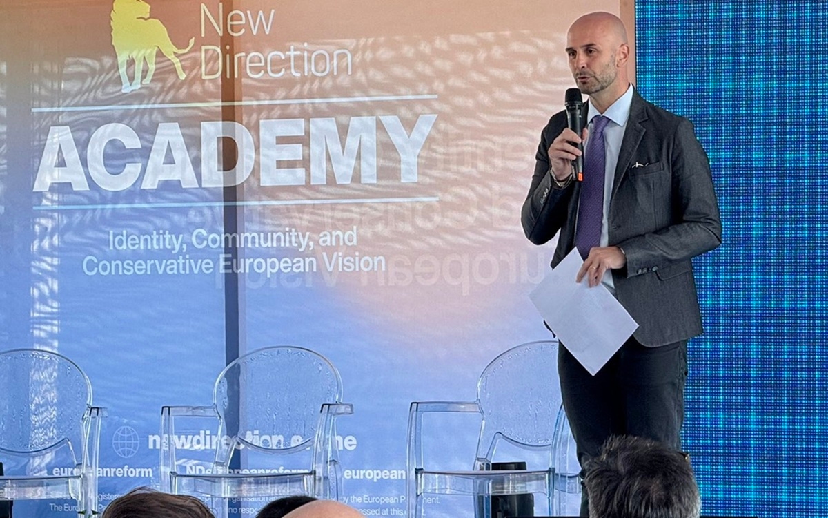 New Direction Academy: programa de treinamento político europeu de três dias dos conservadores em Igea Marina.