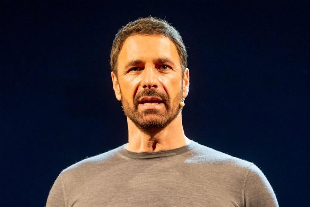 Raoul Bova, Corona'ya karşı ilk maçı kazandı: Garantör ve Google, "Falsissimo"nun sosyal medya kanallarını ve oyuncunun mahremiyetini ihlal eden içerikleri engelledi