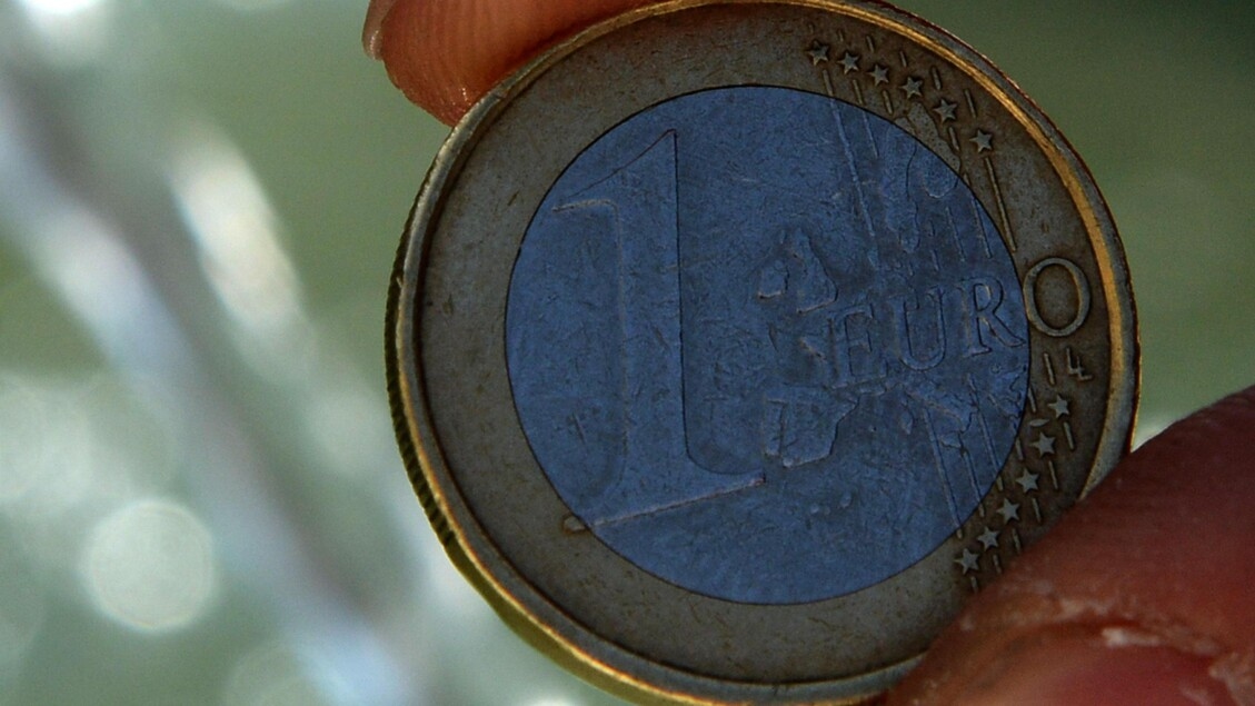 L'euro évolue peu, s'échangeant à 1,1624 dollar