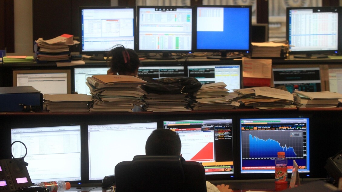 Borsa: Europa peggiora, teme attacco Usa in Iran, Milano -0,8%