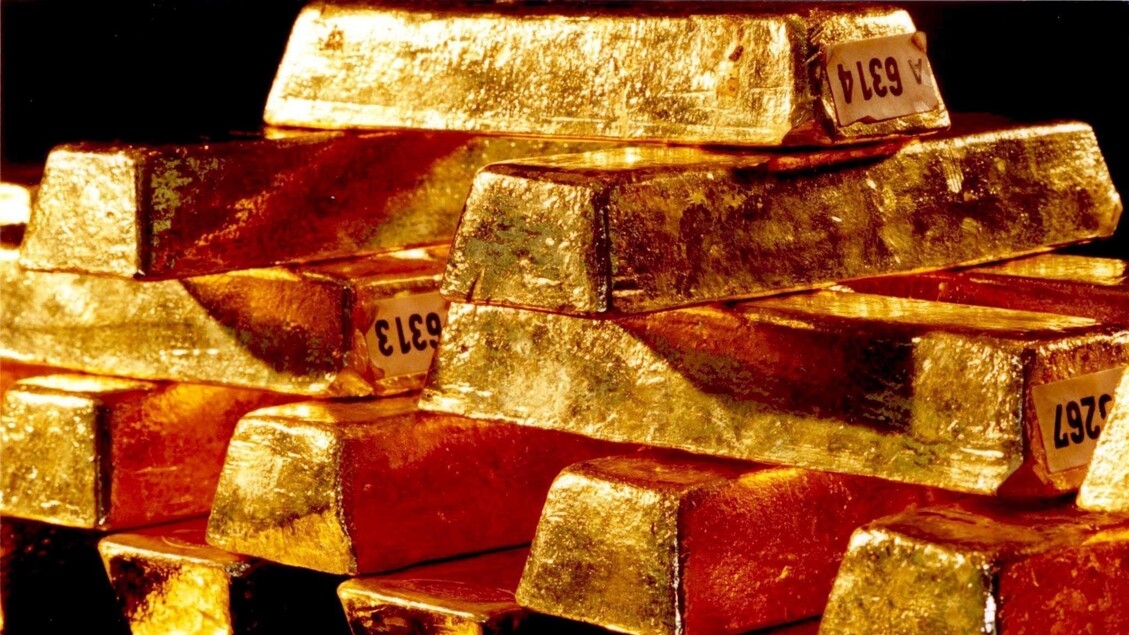 Gold is down, spot contract loses 0.88%