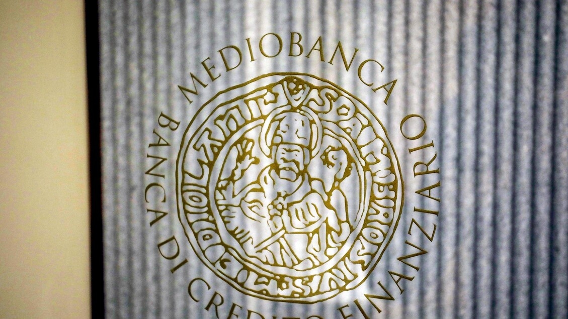 Mediobanca rinvia a settembre il voto su Banca Generali