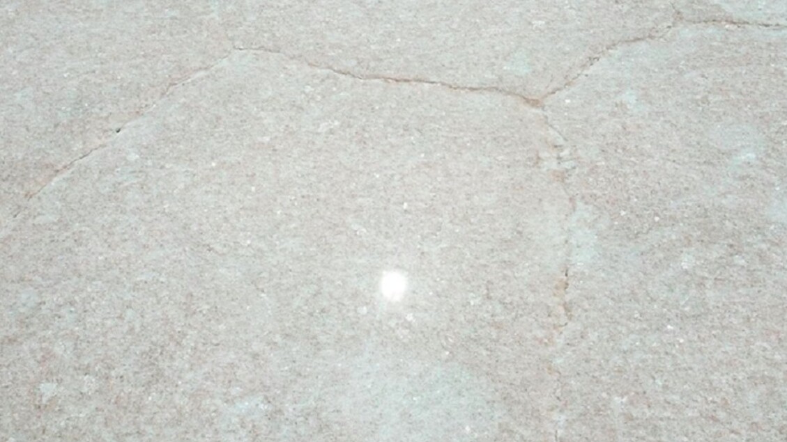 Зеркальный эффект обнаружен в боливийской соляной пустыне (ВИДЕО)