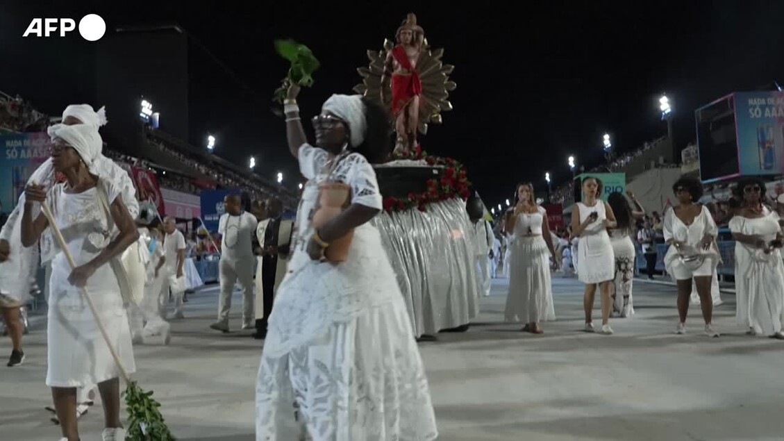 Carnaval do Rio, o rito de purificação antes do desfile no Sambódromo