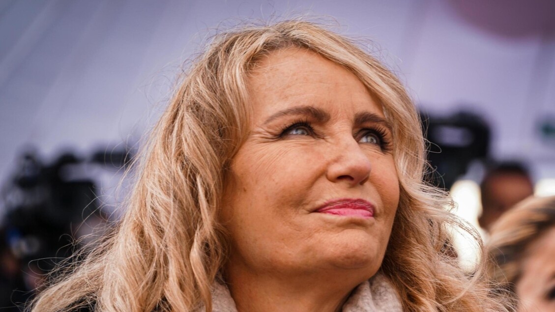 Licia Colò, seyahatte beklenmedik olanın gerçek zenginlik olduğunu söylüyor