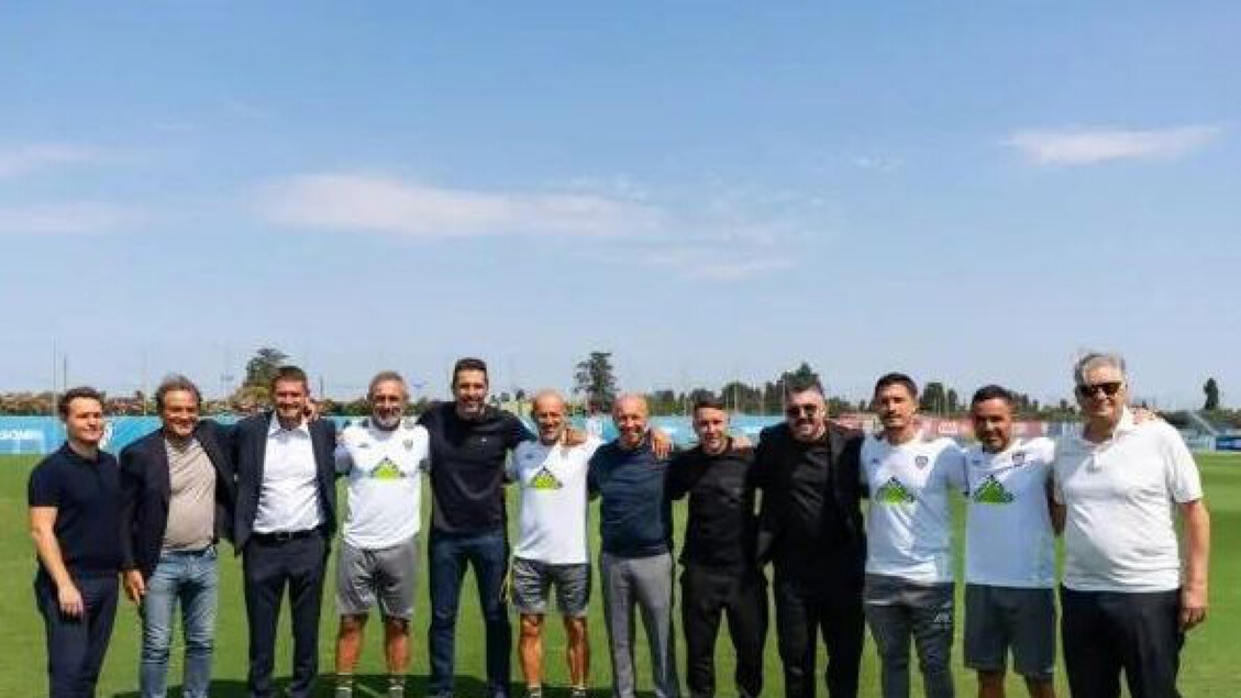 Cagliari, St. Etienne'i 1-0 yenerek Gigi Riva Kupası'nı kazandı.