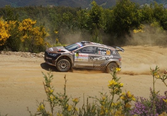 Pedro Almeida won het nationale kampioenschap dat tot gisteren deel uitmaakte van de Rally WRC Portugal