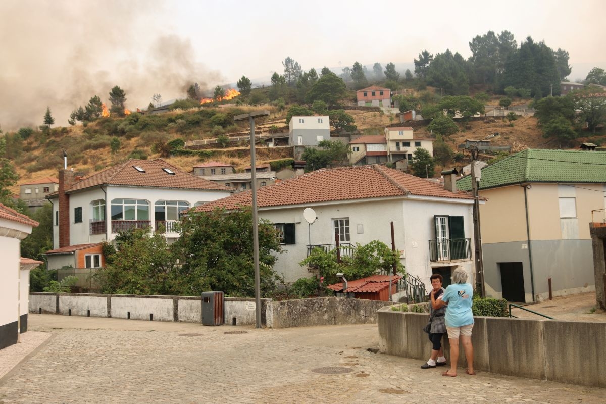 Cruz Vermelha ativa “Rest Space” para reforçar apoio a quem combate os incêndios