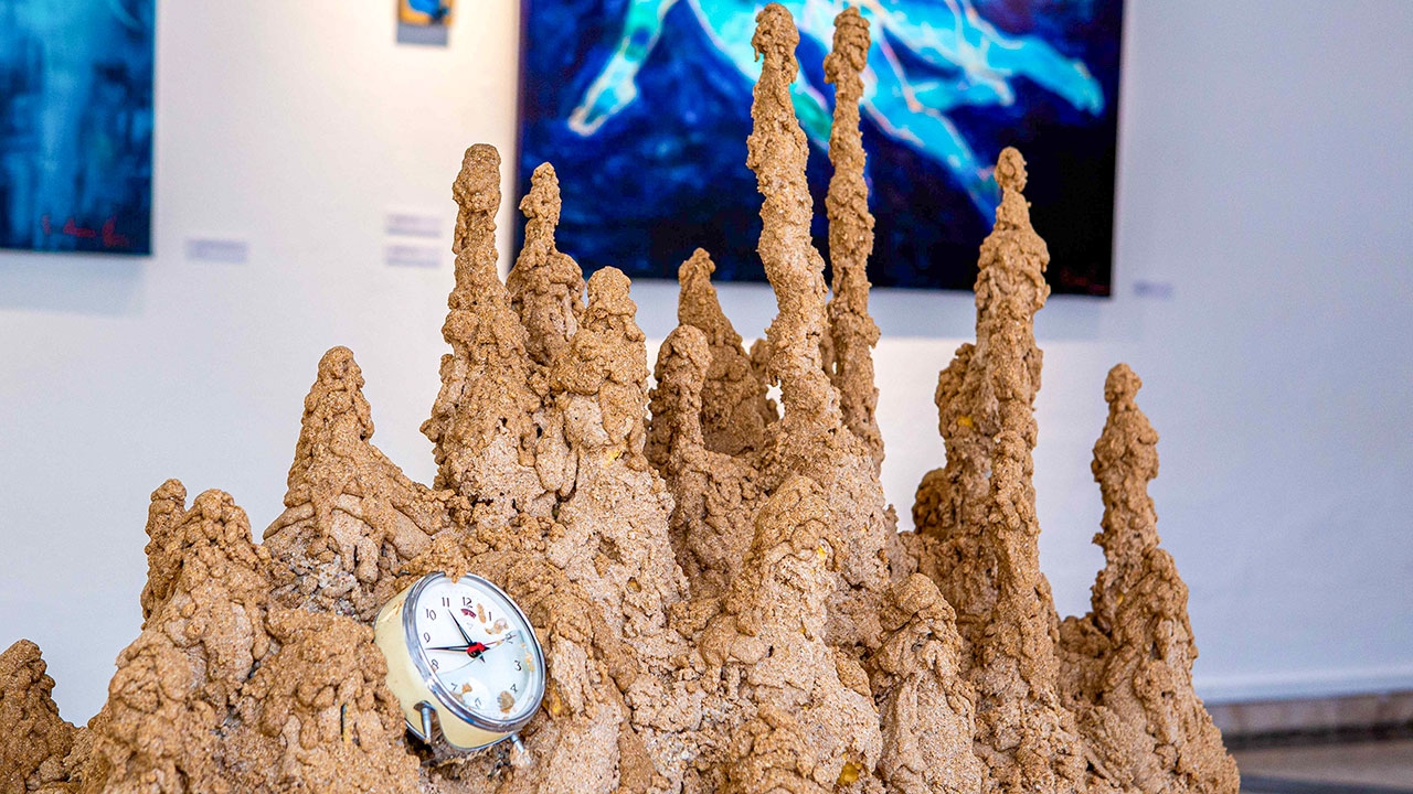 Ana Leonor Rocha shows «High Seas» at the Pintor Samora Barros Art Gallery