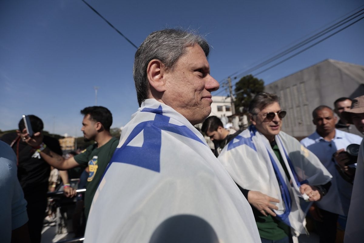 Tarcísio approuve la loi qui fait de la bande des dirigeants de la Marche pour Jésus un patrimoine culturel de SP