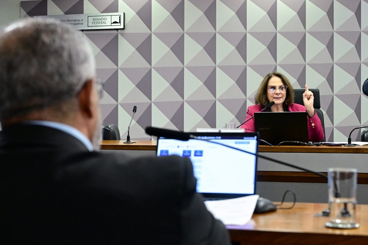 Projeto para garimpo e outras atividades em terras indígenas avança no Senado