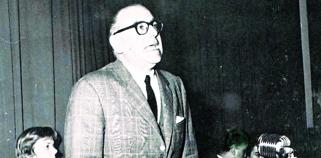 Das Teleskop und die Notizbücher des Historikers José Luis Romero