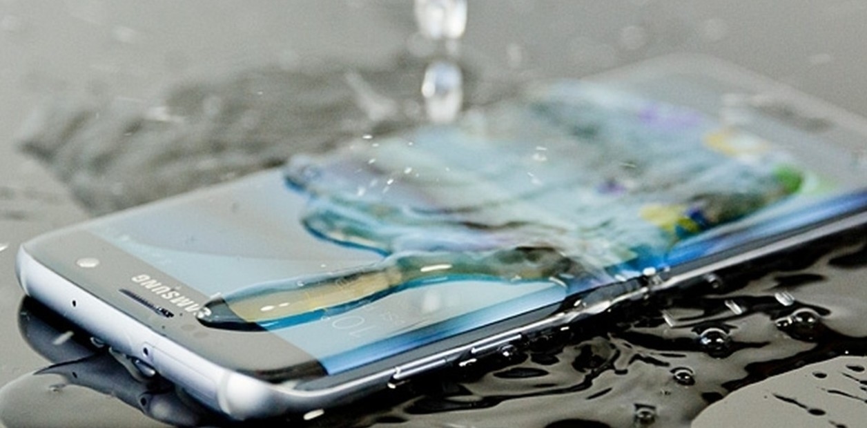 Co zrobić, gdy telefon komórkowy zamoknie: błąd, który popełnia każdy i metody, które naprawdę działają