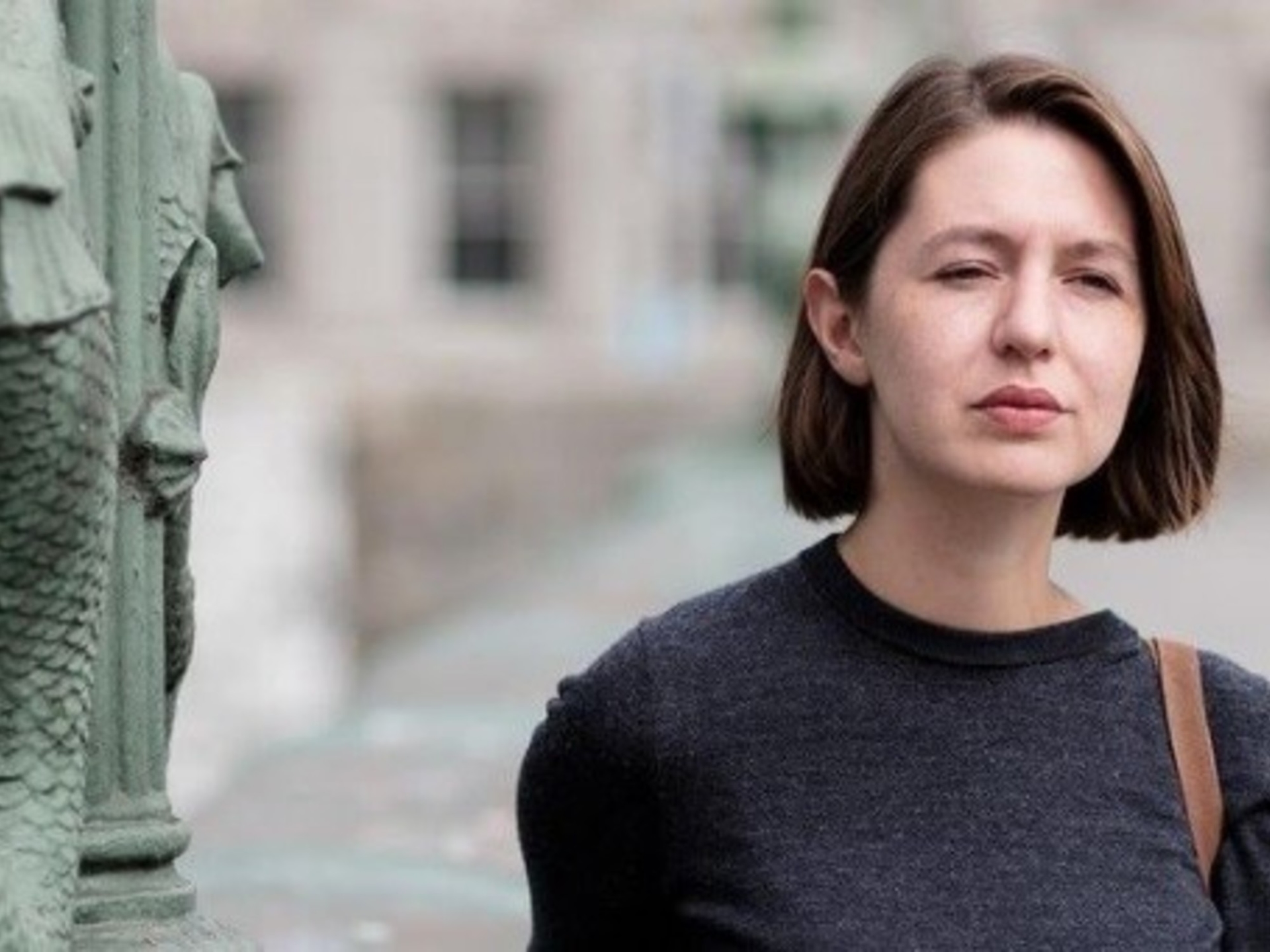 Für Großbritannien würde die Schriftstellerin Sally Rooney ein Verbrechen begehen, wenn sie eine pro-palästinensische Organisation unterstützt.