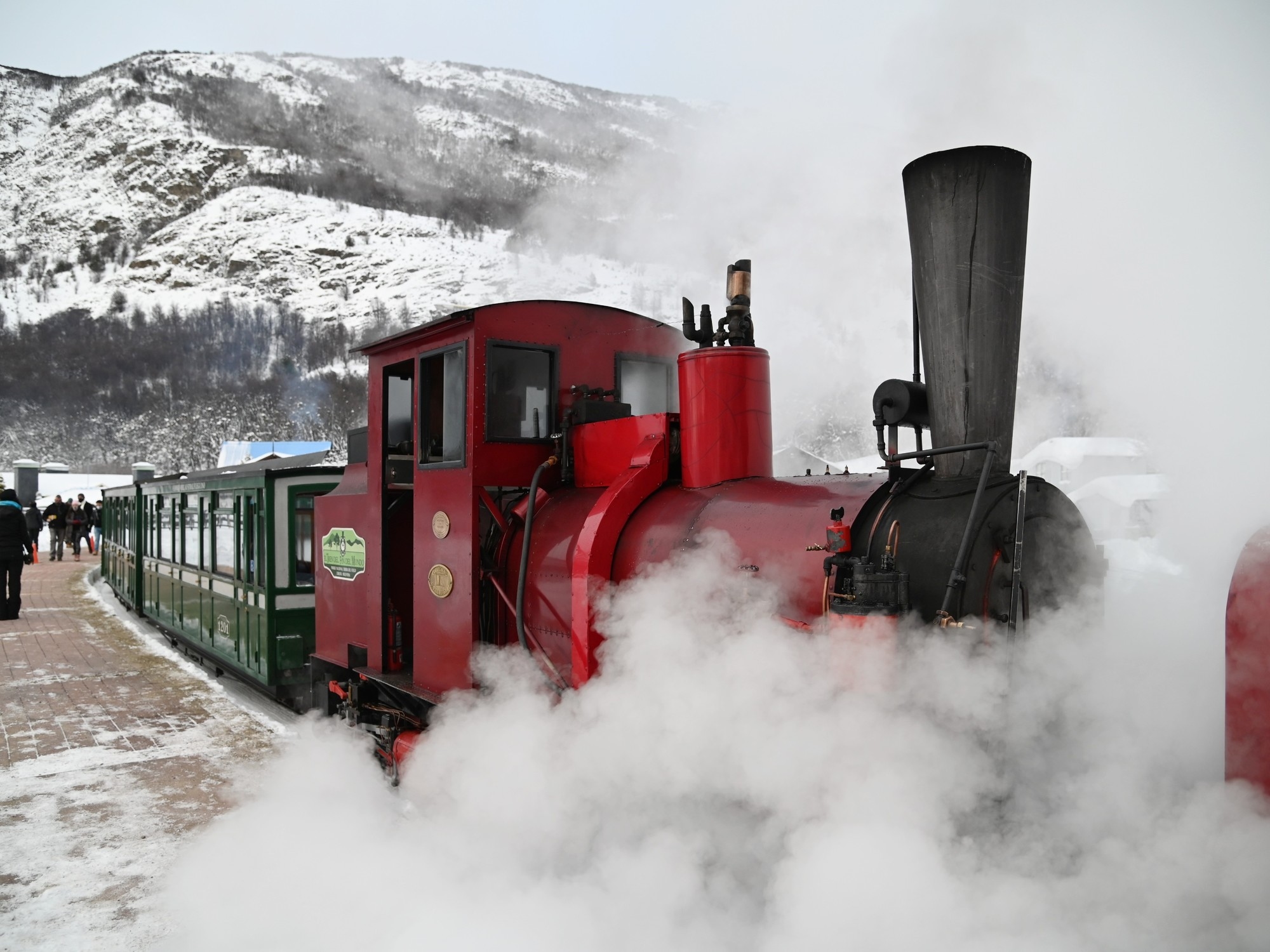 A train through the villages of La Quebrada, the prisoners' train, and one of the highest in the world: how much do tourist trains cost during winter vacations?