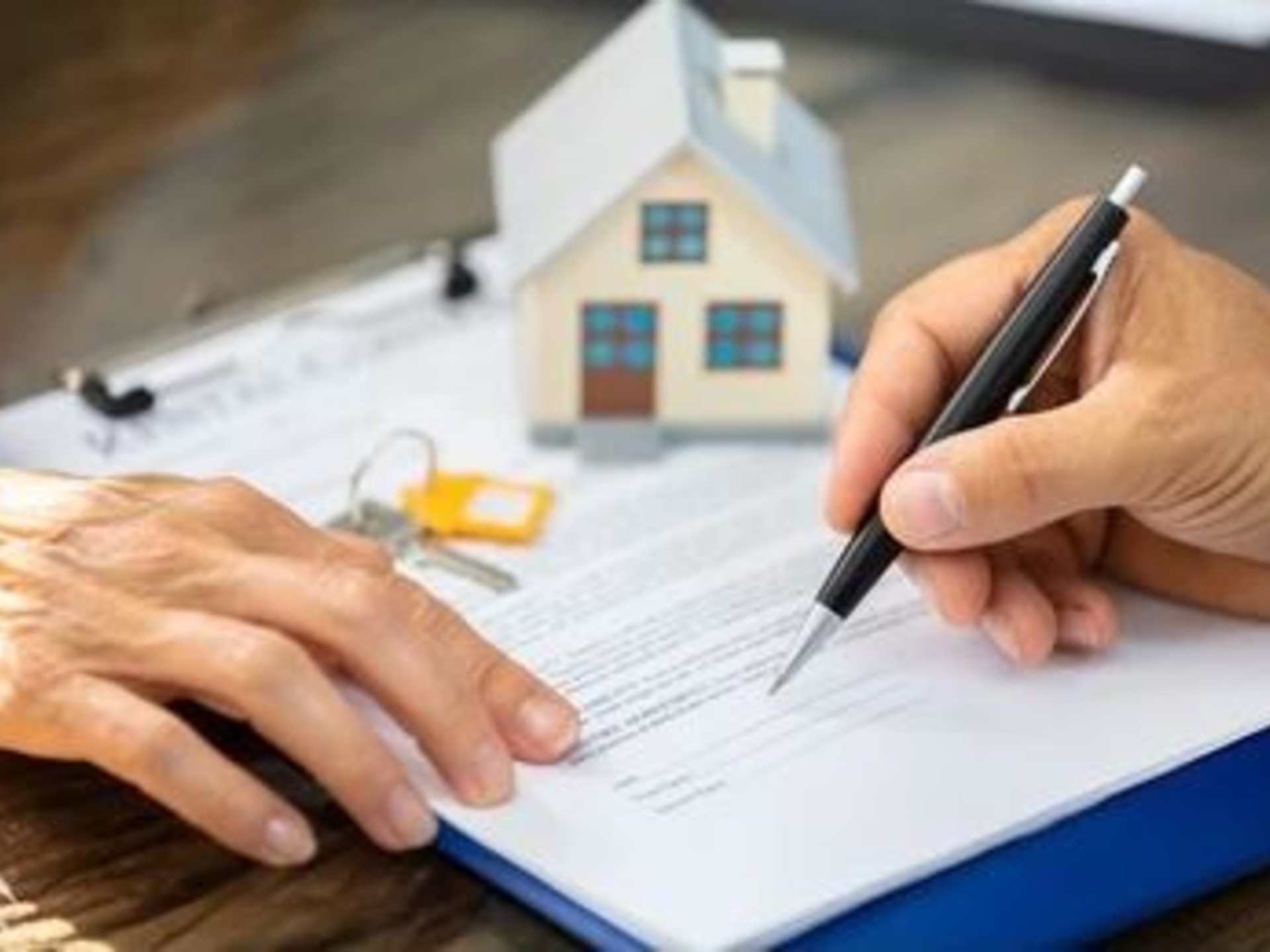 Vertraagt ​​de hypotheekmarkt? Banken scherpen de voorwaarden aan en de rentes stijgen tot 15% boven de inflatie.