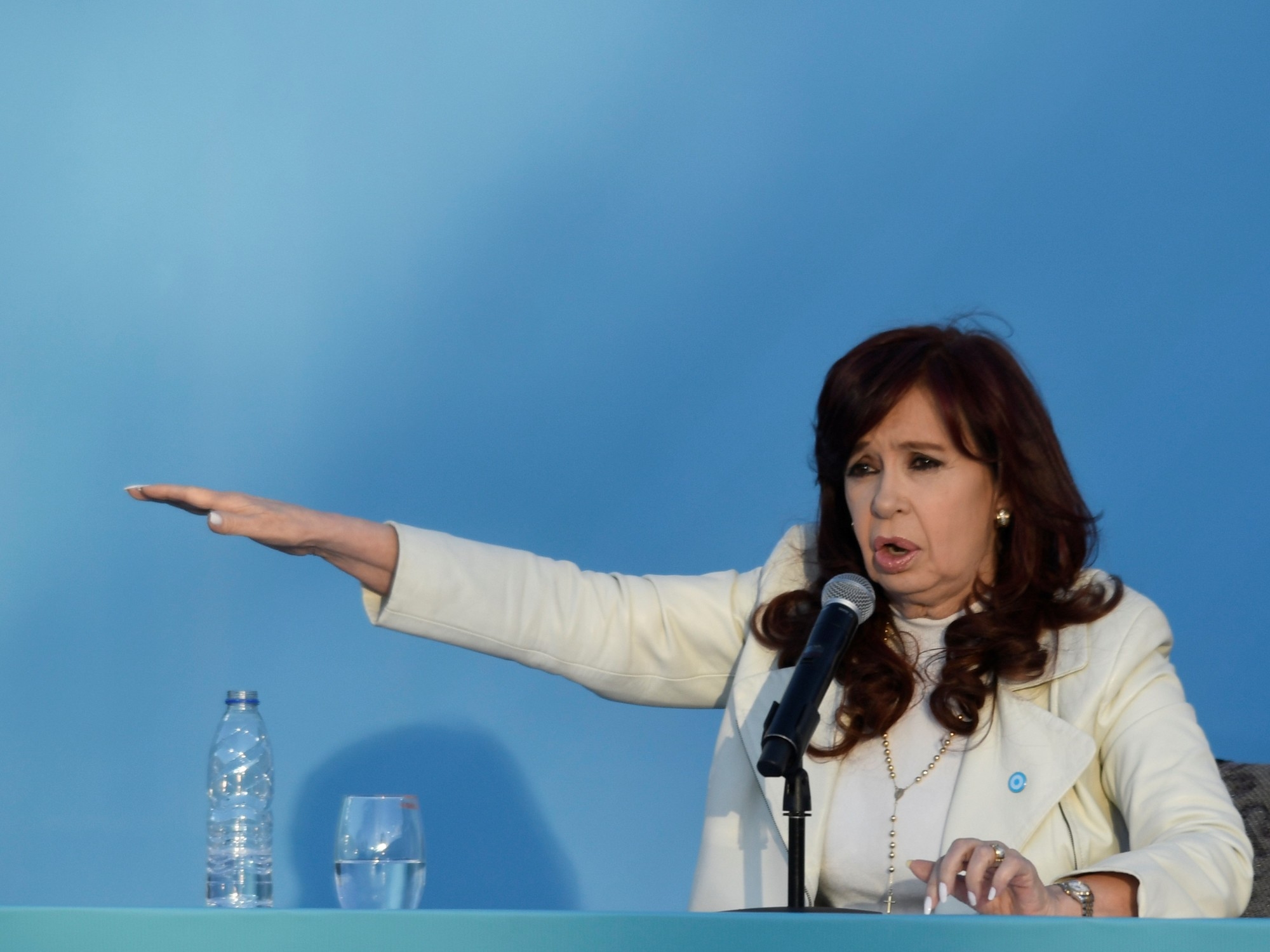 Cristina und die andere Wahl, die ihr am wichtigsten ist: Die PJ (Partei des Volkes) setzt 15 Senatssitze aufs Spiel und sagt eine Katastrophe voraus.