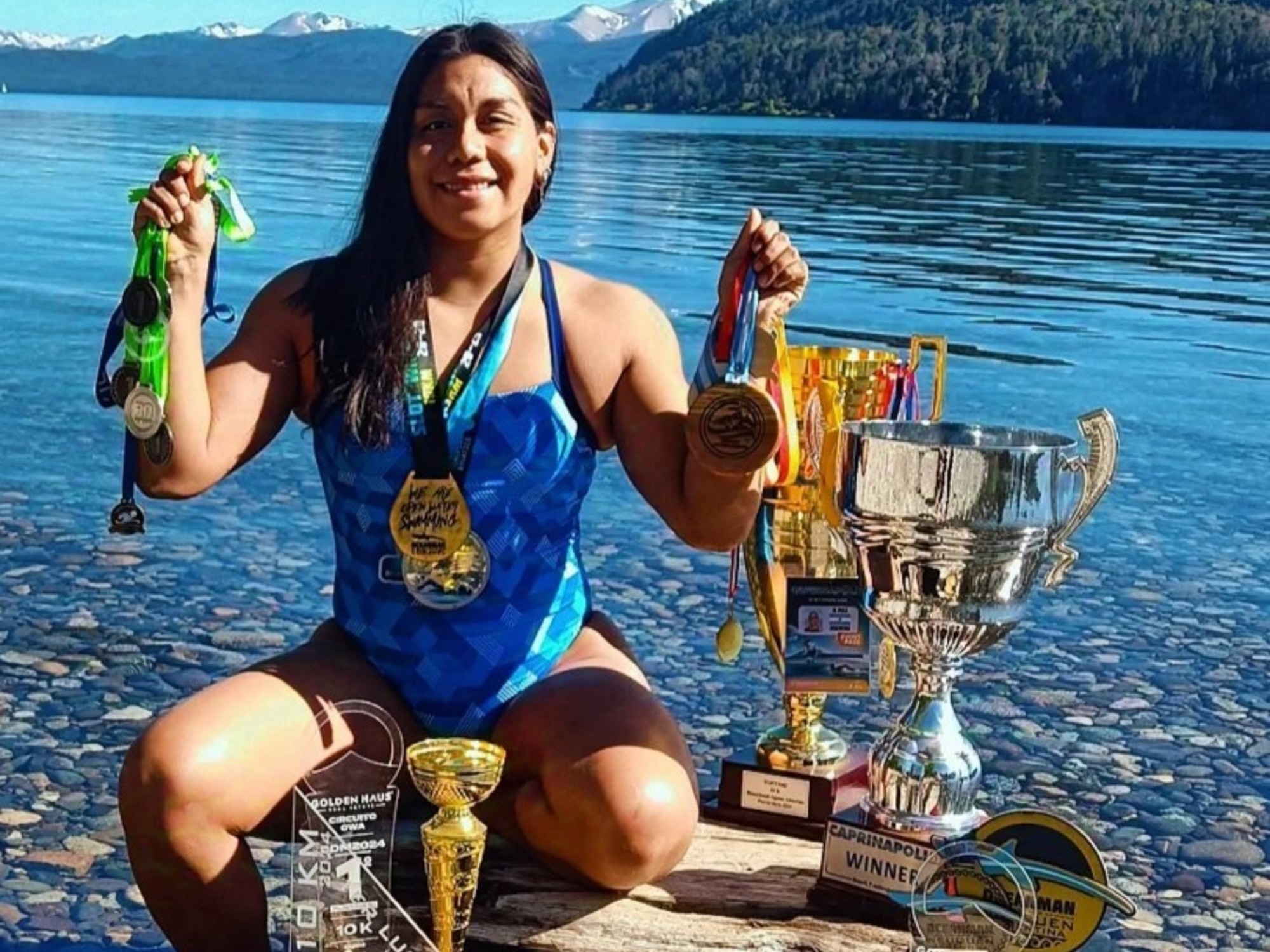 Swimming to walk: Mayte Puca's story, from being bedridden and living a painful childhood to constantly winning aquatic marathons