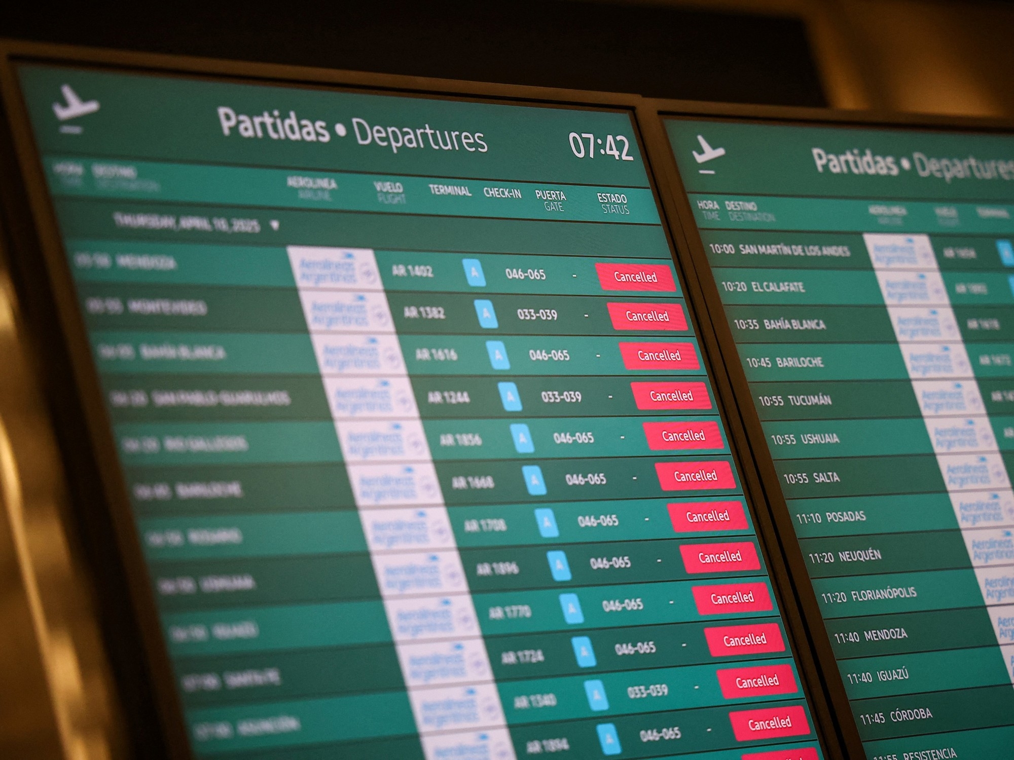 Offerte di viaggio impossibili: il mercato illegale dei pacchetti turistici è in crescita sul dark web.