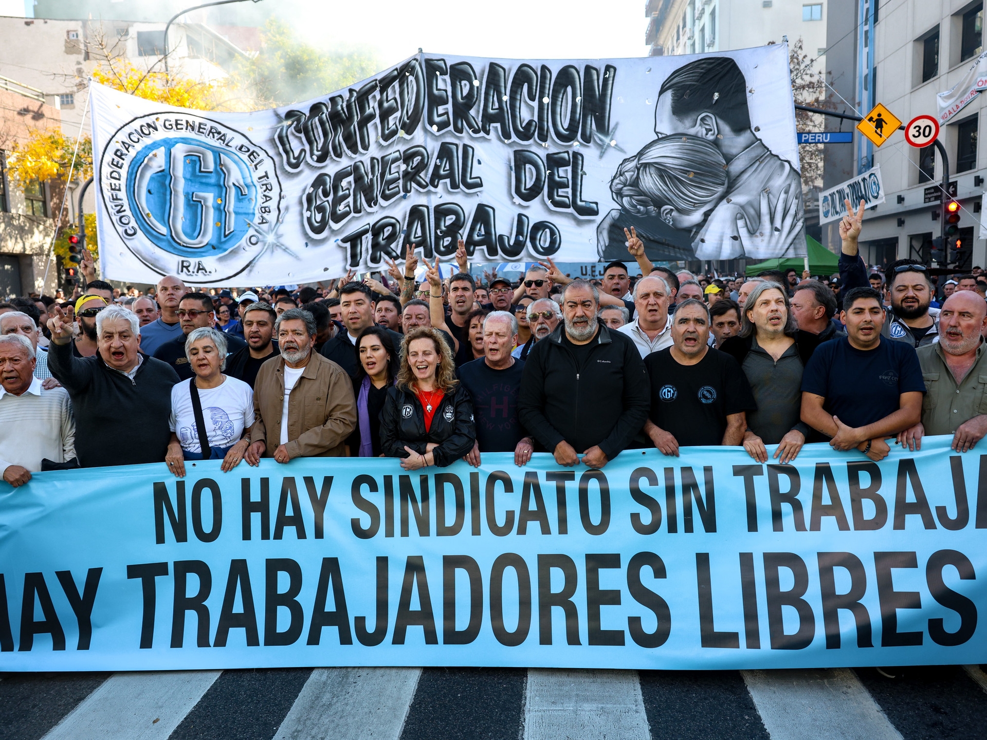 Cristina bestätigte, dass sie am Mittwoch nach Comodoro Py gehen wird: Die CGT wird ihr symbolische Unterstützung geben, aber keine große Mobilisierung durchführen.