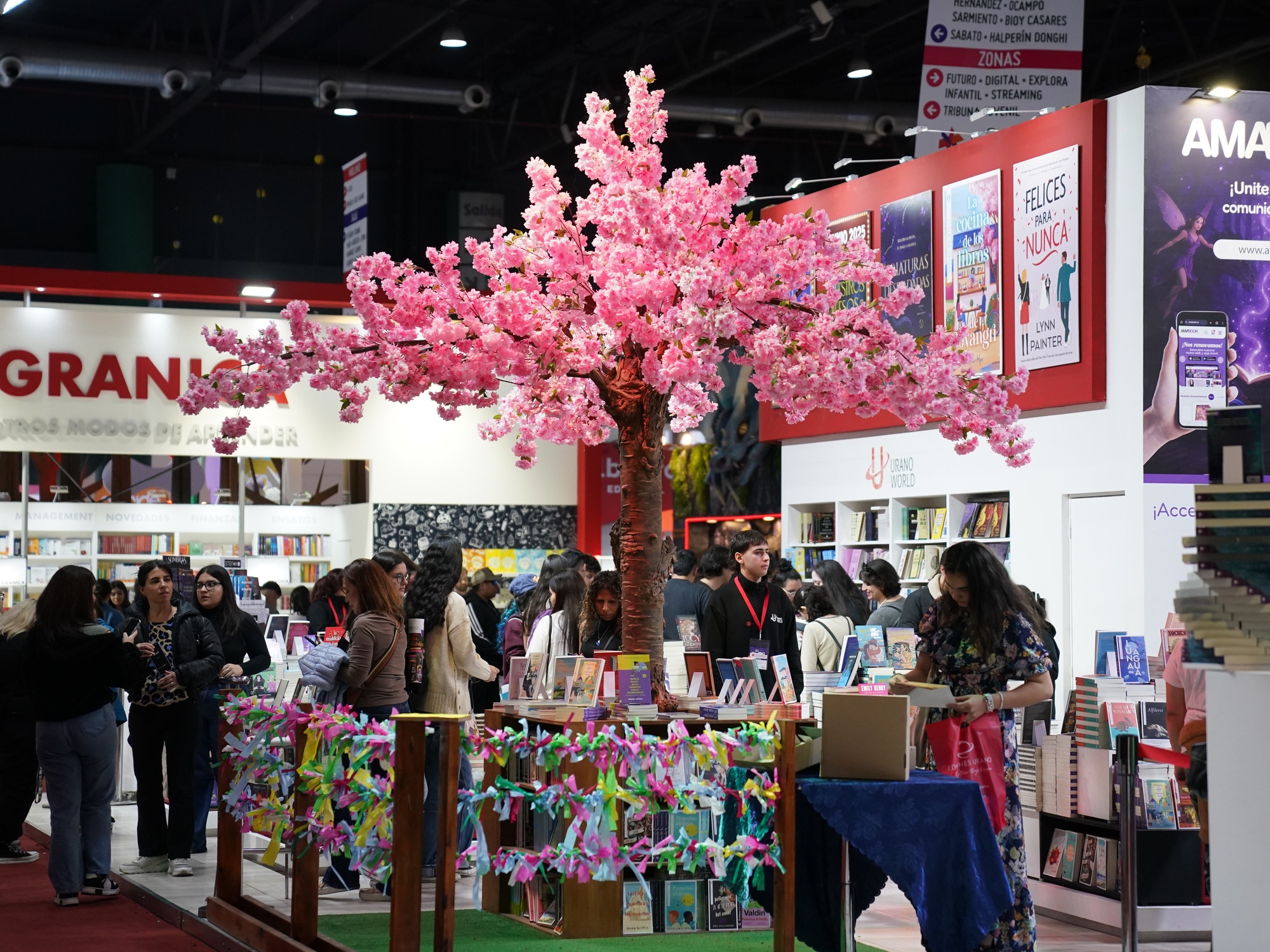 Feria del Libro 2025: los recomendados de hoy 8 de mayo