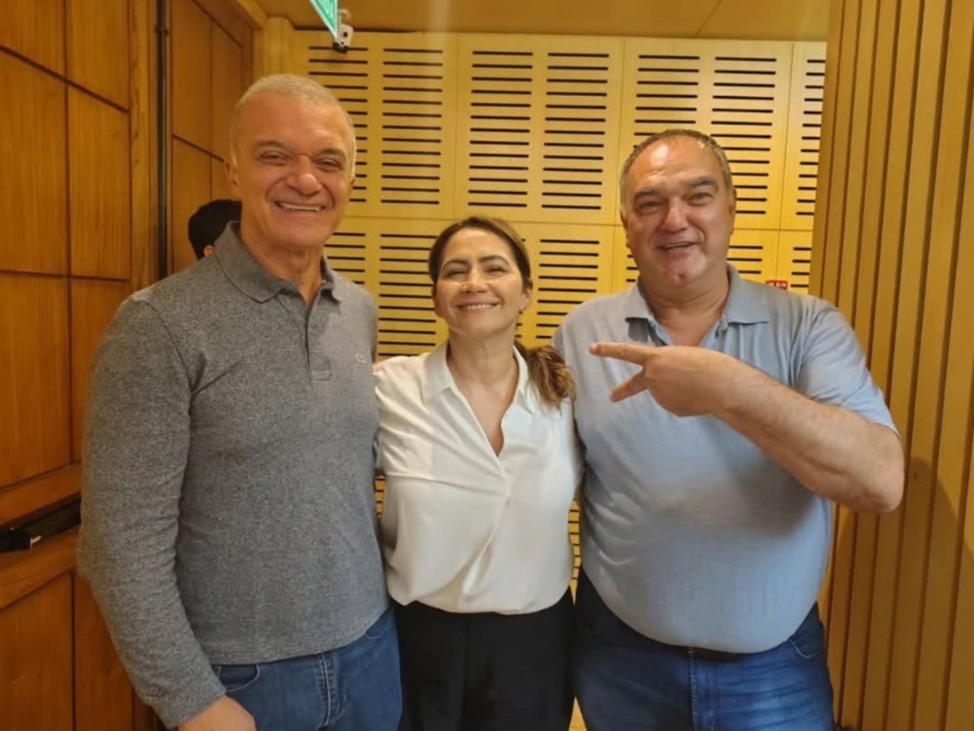 Een functionaris van Rovira vierde feest met de twee senatoren uit Misiones die het Clean Record omverwierpen: zijn opvallende boodschap tegen Silvia Lospennato