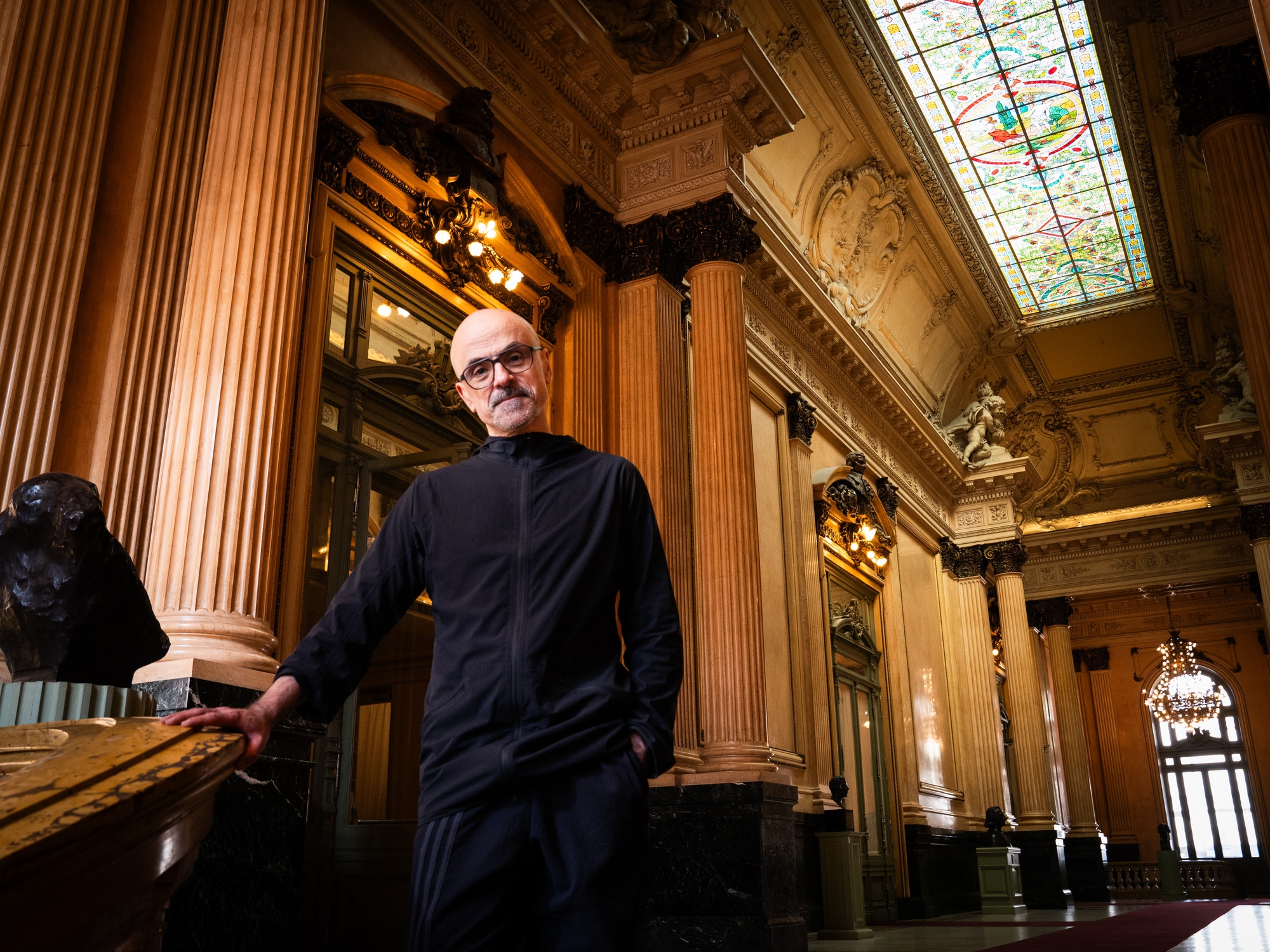 Goyo Montero: Wer ist der spanische Choreograf, der sein Debüt im Teatro Colón gibt?