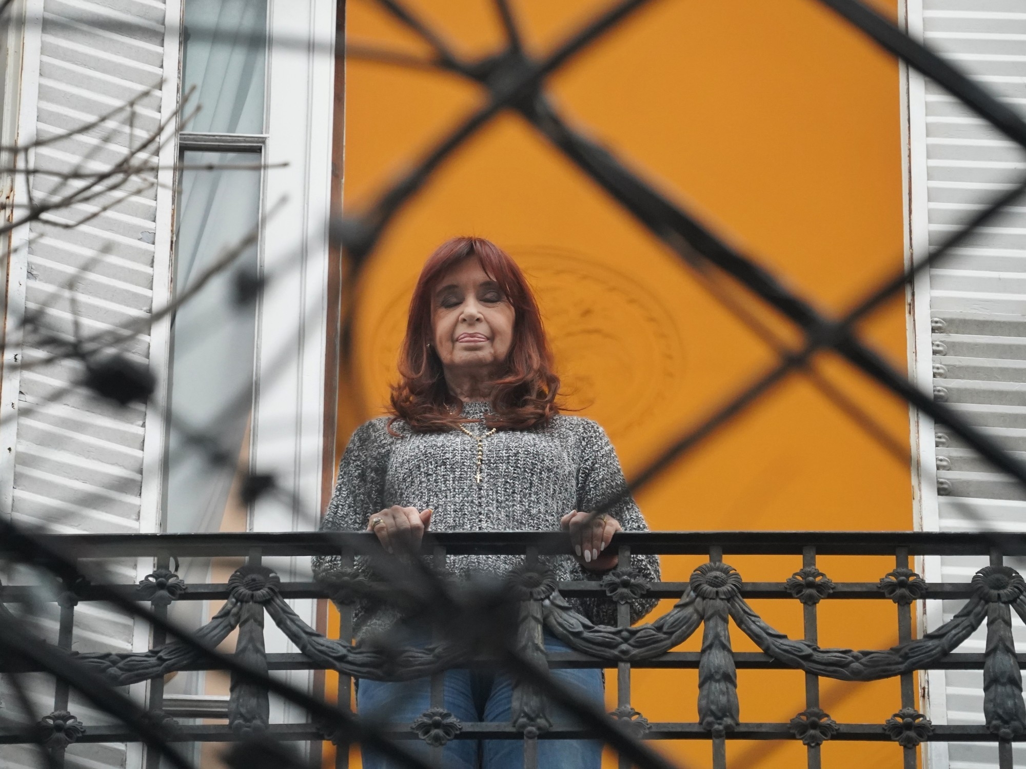 Gefängnis Cristina Kirchner: Die Regierung möchte, dass die ehemalige Präsidentin zu Hause benachrichtigt wird, damit es nicht zu einem Marsch kommt.